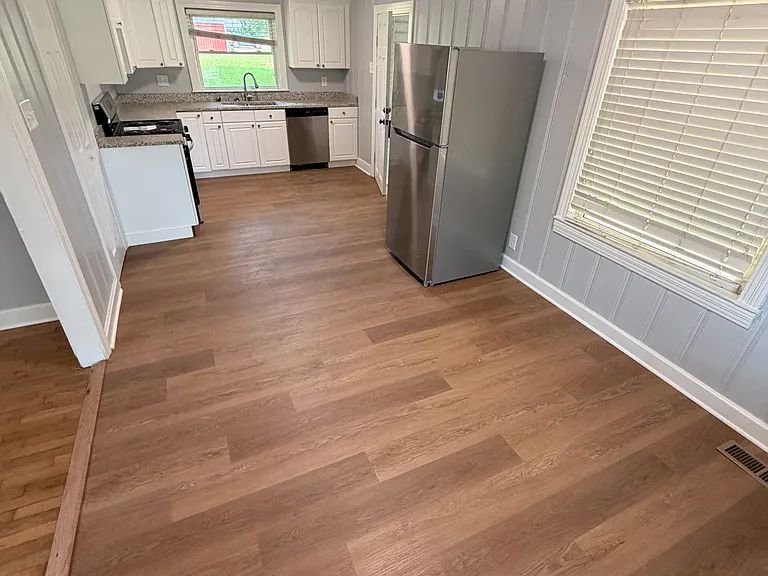 344 Groh St — Photo 12