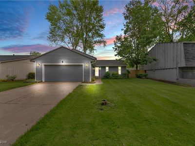 931 Howard St, Elyria, OH, 44035