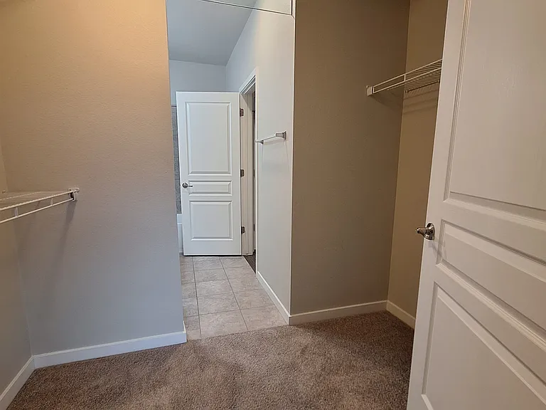22 Spruce — Photo 44