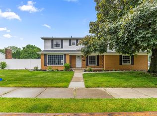 18607 Colonial Ct, Allen Park, MI 48101