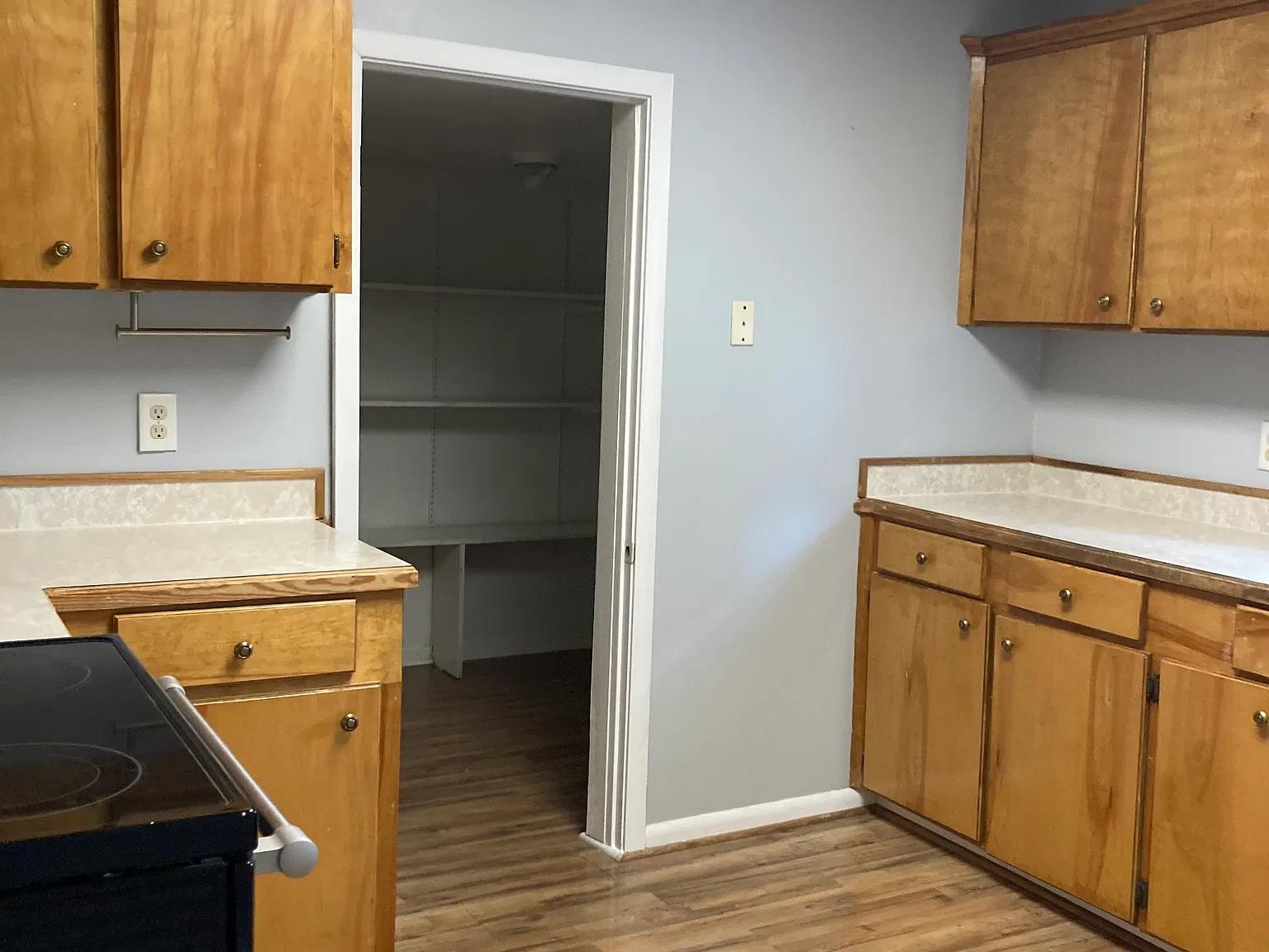 3 bed, 1600 sqft, $1,050 — Photo 3