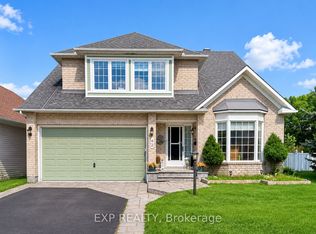 42 Settlers Ridge Way, Ottawa, ON K2J4V2
