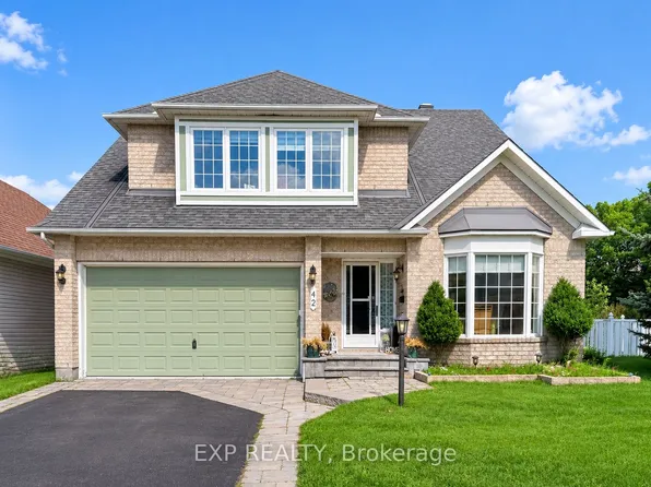 42 Settlers Ridge Way, Ottawa, ON K2J 4V2