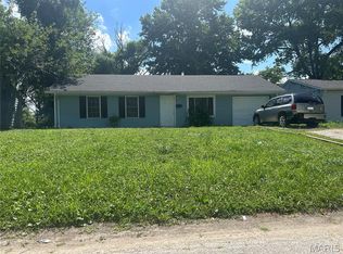 41 Westwood Dr, Cahokia, IL 62206