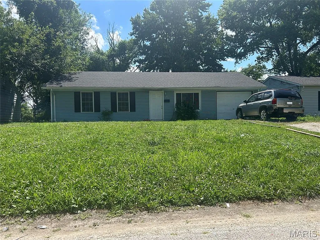 41 Westwood Dr photo 1