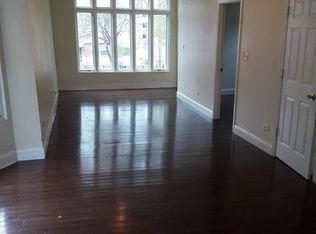 3840 W Huron St, Chicago, IL 60624