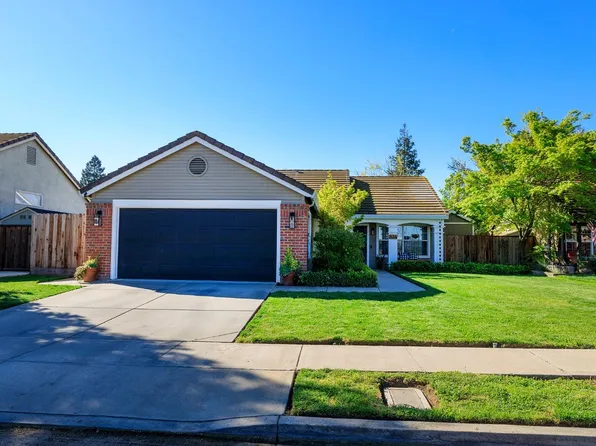 324 Sunday Dr, Turlock, CA 95382