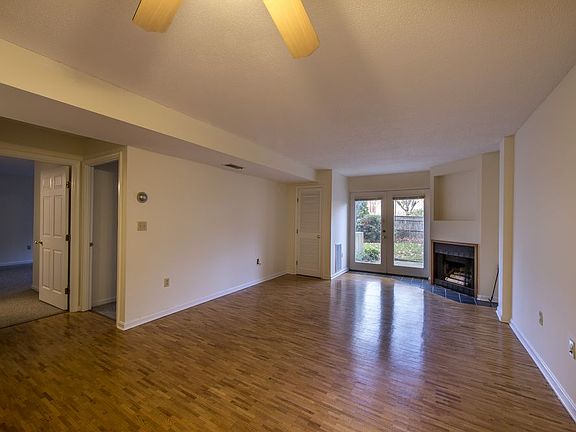 2nd image of 340-350 Franklin St