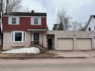 726 Maurice St, Ishpeming, MI 49849