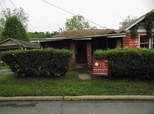 529 Main St, Sturgeon, PA 15082