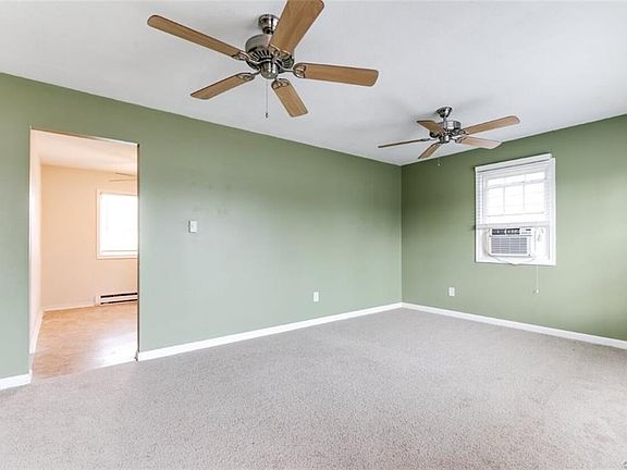 3rd image of 8800 Leafycreek Dr