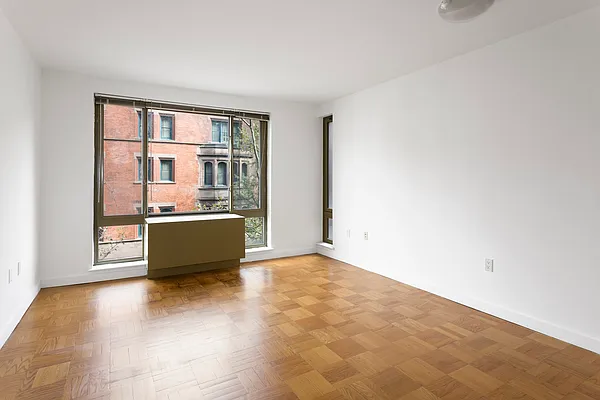 Rented by Hakimian Management | media 61