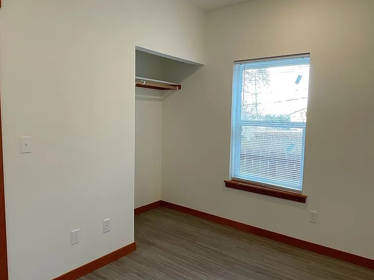 1205 N Garden St — Photo 55