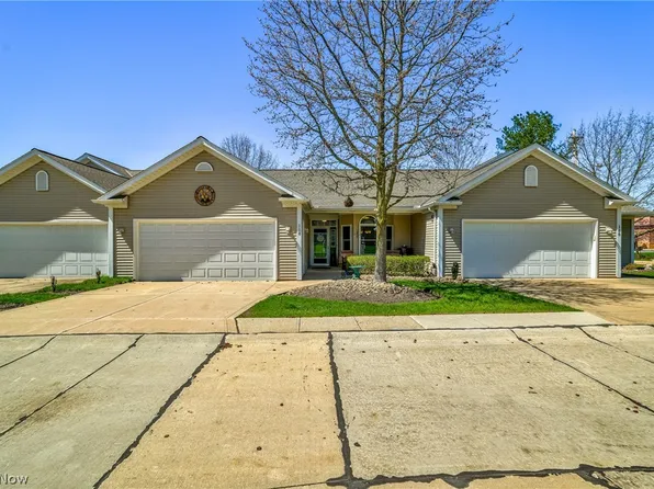 110 Village Dr #2, Seven Hills, OH 44131