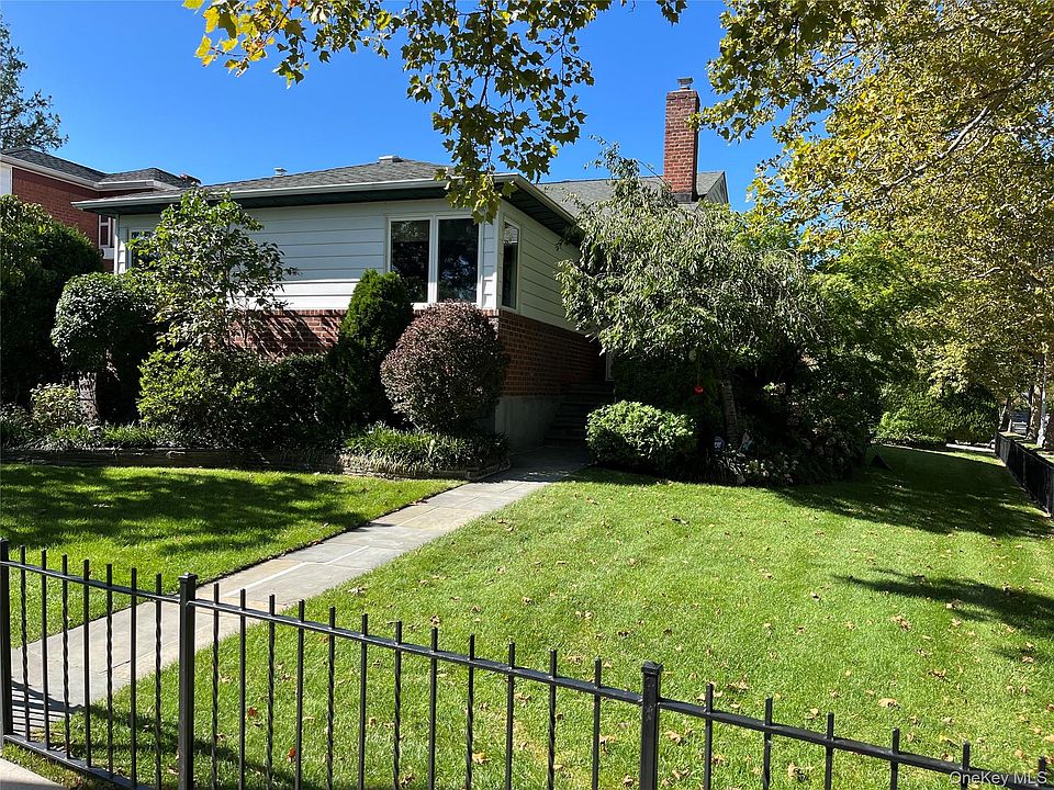 1st image of 20953 28th Avenue