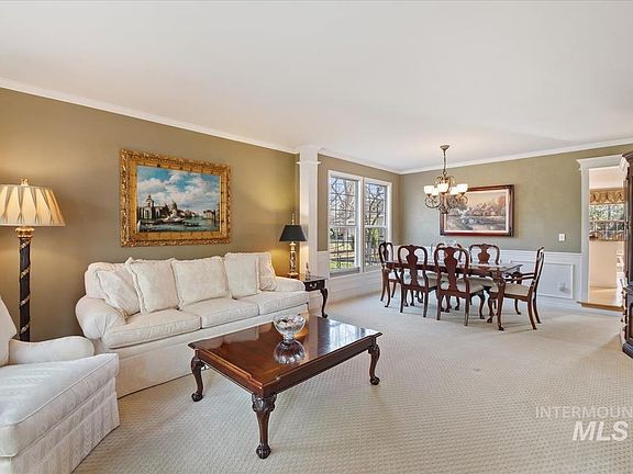 5th image of 395 E Woodlander Ct