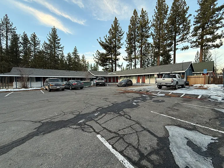 2440 Lake Tahoe Blvd #1-10 — Photo 16