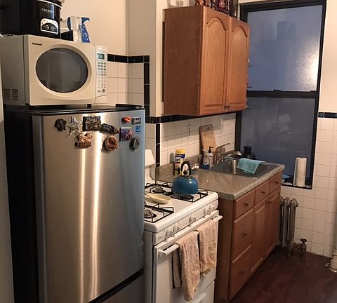 2nd image of 53 Saint Nicholas Ave #B2