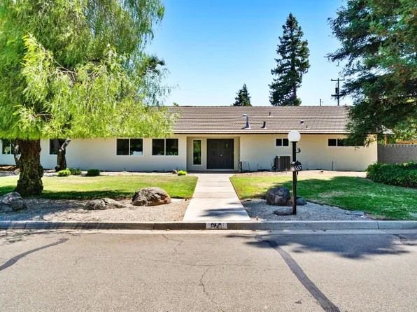665 W Dovewood Ln, Fresno, CA 93704