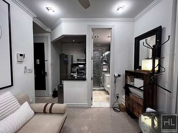 2nd image of 333 E 34th St #41