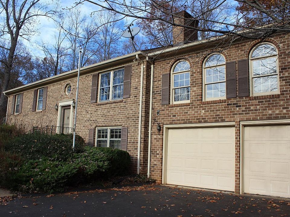 1st image of 125 Woodhaven Ct