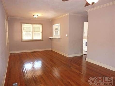 2nd image of 1507 Sauls St #3