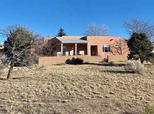 4 Kimberli Ct, Santa Fe, NM 87508