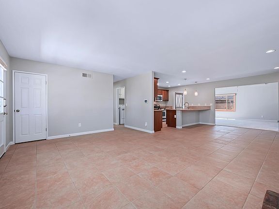 3rd image of 15011 Eton Cir
