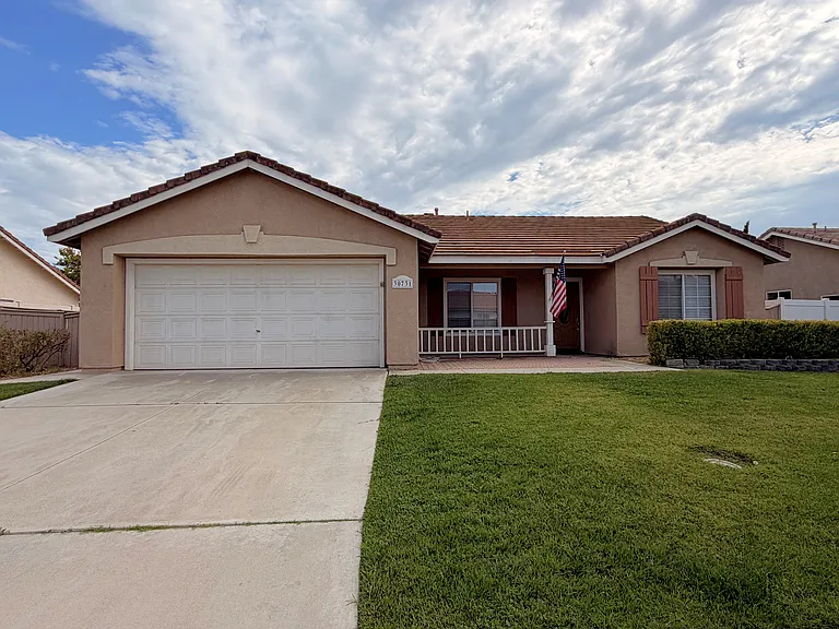 30731 Loma Linda Rd — Photo 2