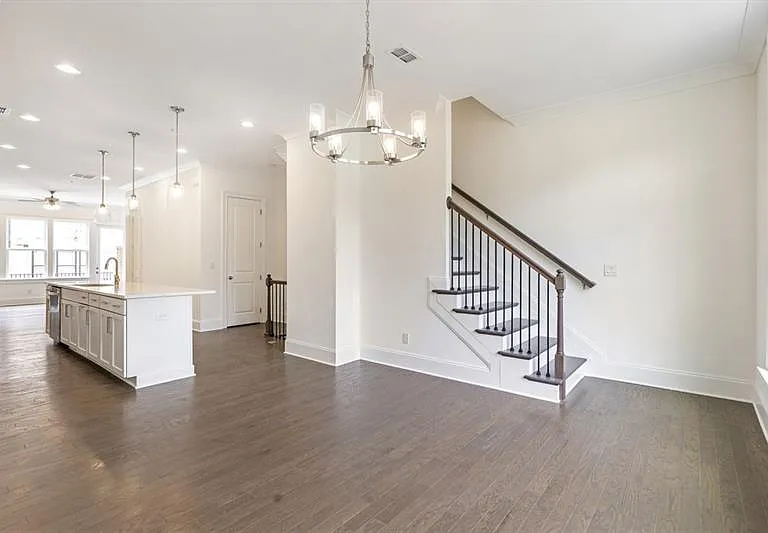 6803 Prelude Dr — Photo 31