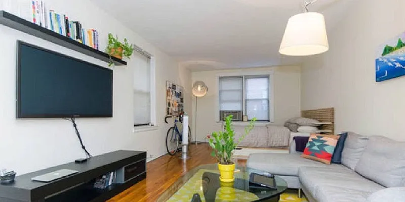 Rented by Corcoran | media 18