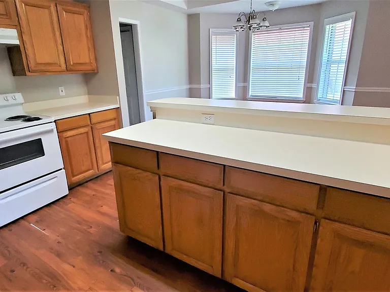 3117 N Bell Ave — Photo 16