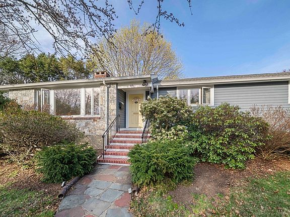 2nd image of 66 Roosevelt Rd #66