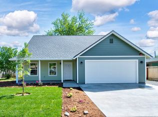 1415 6th Ave, Corning, CA 96021