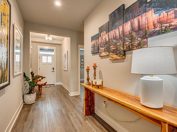 4th image of 9927 NE 138th Ct