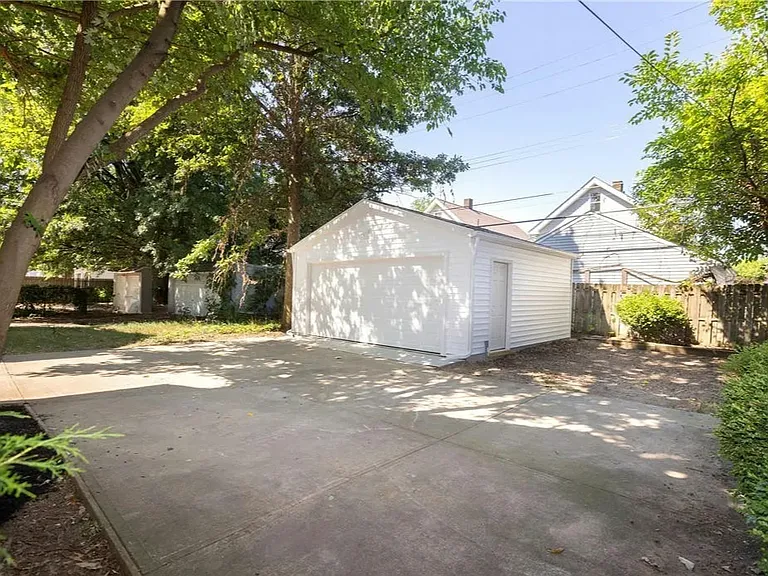 2132 Waterbury Rd #UP — Photo 19
