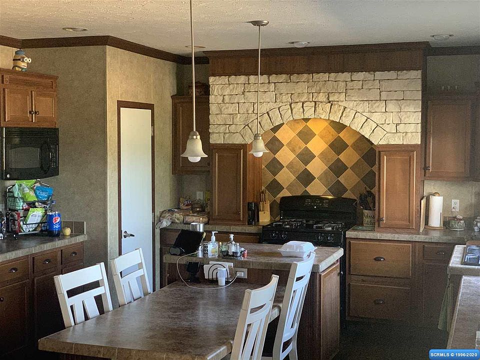 2nd image of 110 Evanilla Ct
