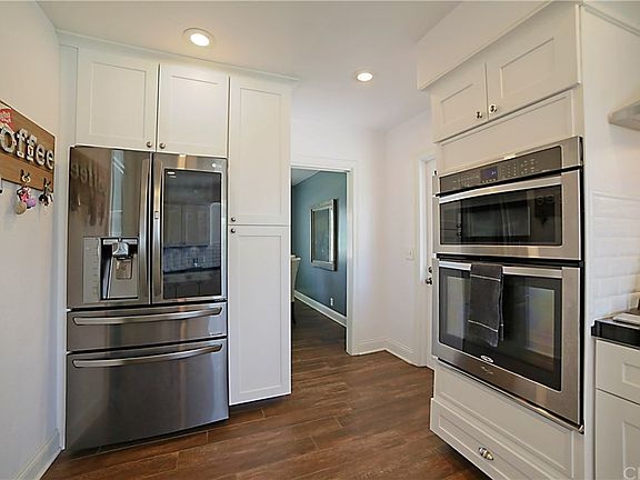4th image of 2505 E Thackery St