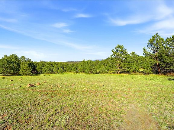 3rd image of Doe Valley Road