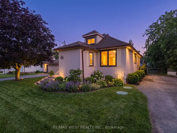 7826 Yonge St, Innisfil, ON L9S 1L4
