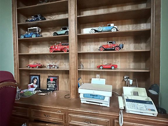 5th image of 17310 Wyeth Cir