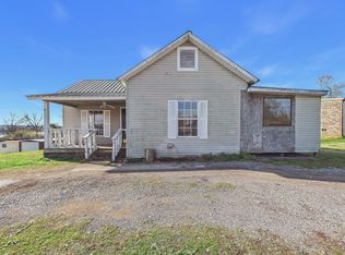 605 Bennett St, Sweetwater, TN 37874