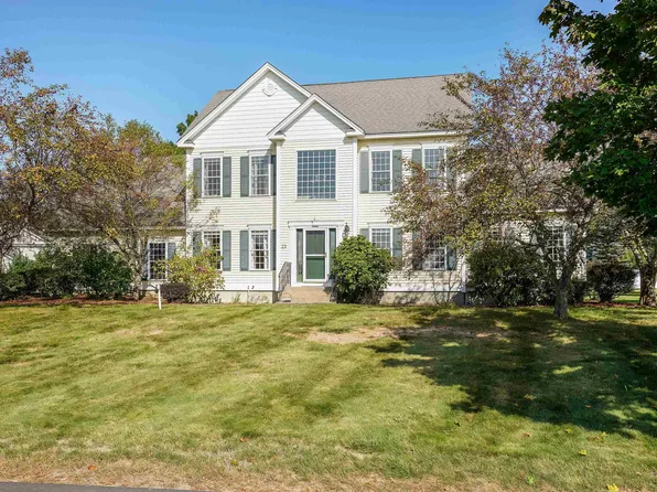 23 Greenfield Parkway, Bedford, NH 03110