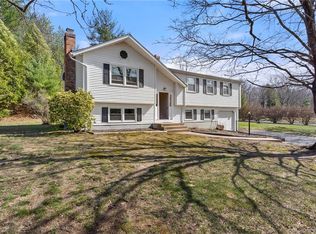 50 Hollow Brook Rd, Windsor, CT 06095
