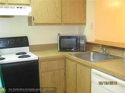 3rd image of 2216 N Cypress Bend Dr APT 109