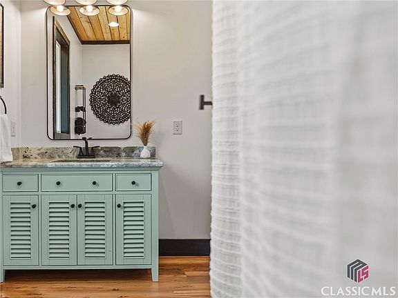 14th image of this home