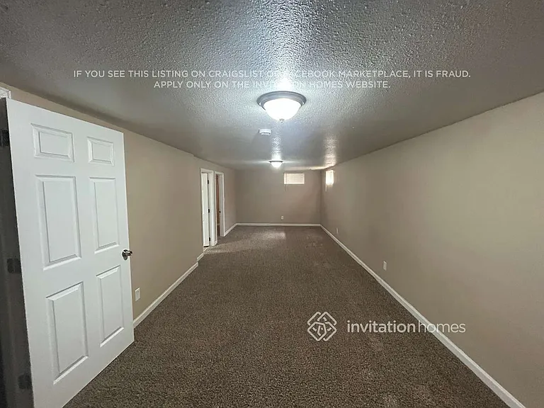 9174 Lander St — Photo 10