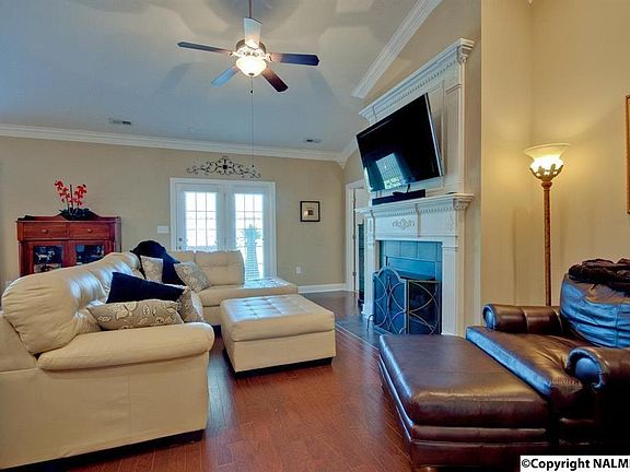 5th image of 6610 Emmett Dr SE