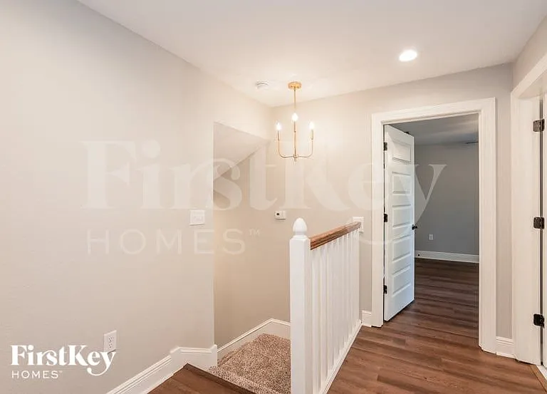 203 Saunders St — Photo 8