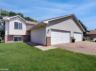 6574 381st St, North Branch, MN 55056